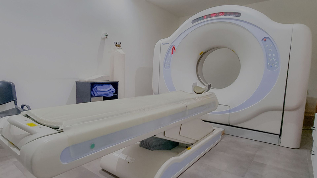 tomografia axial computada tiscornia berazategui